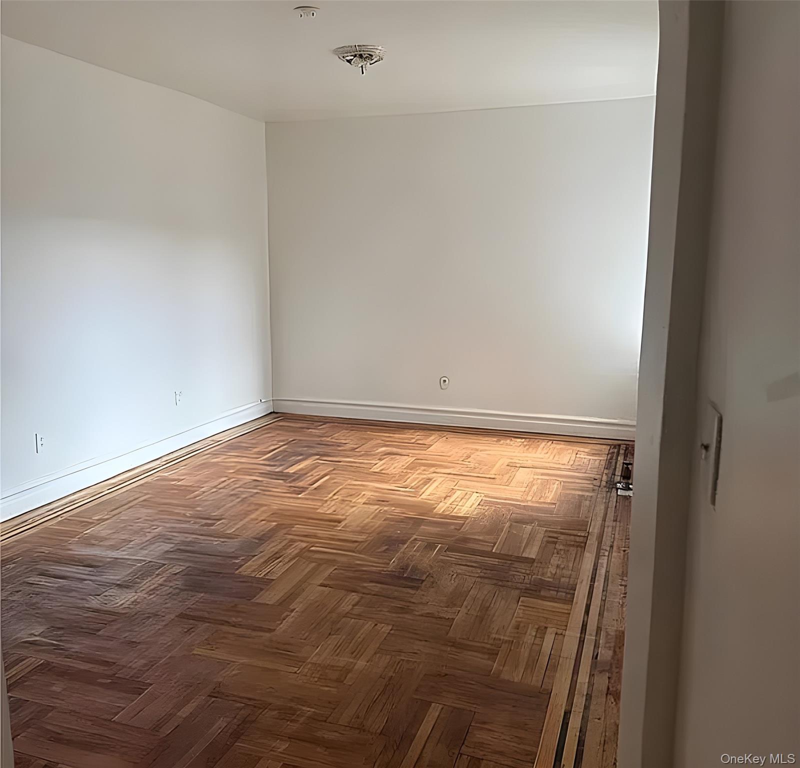 1177 Anderson Avenue 3b Property Photo 3