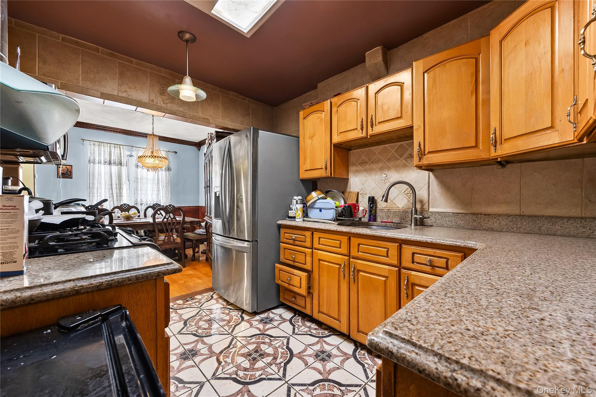 1907 Edenwald Avenue Property Photo 7
