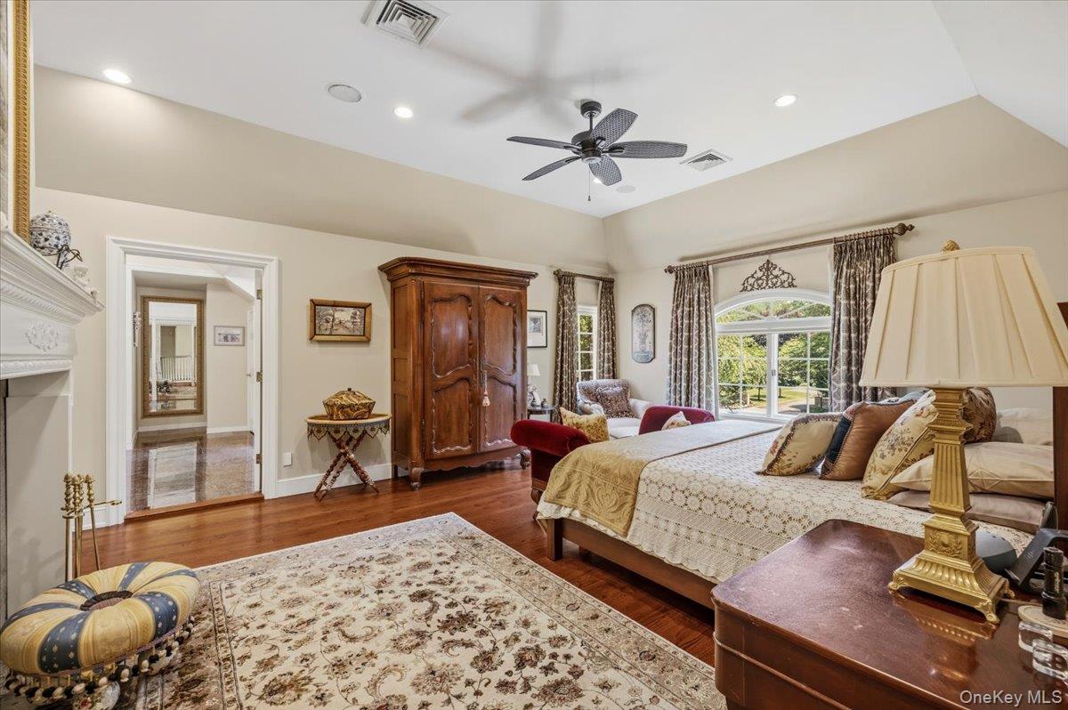 10 Overbrook Lane Property Photo 16