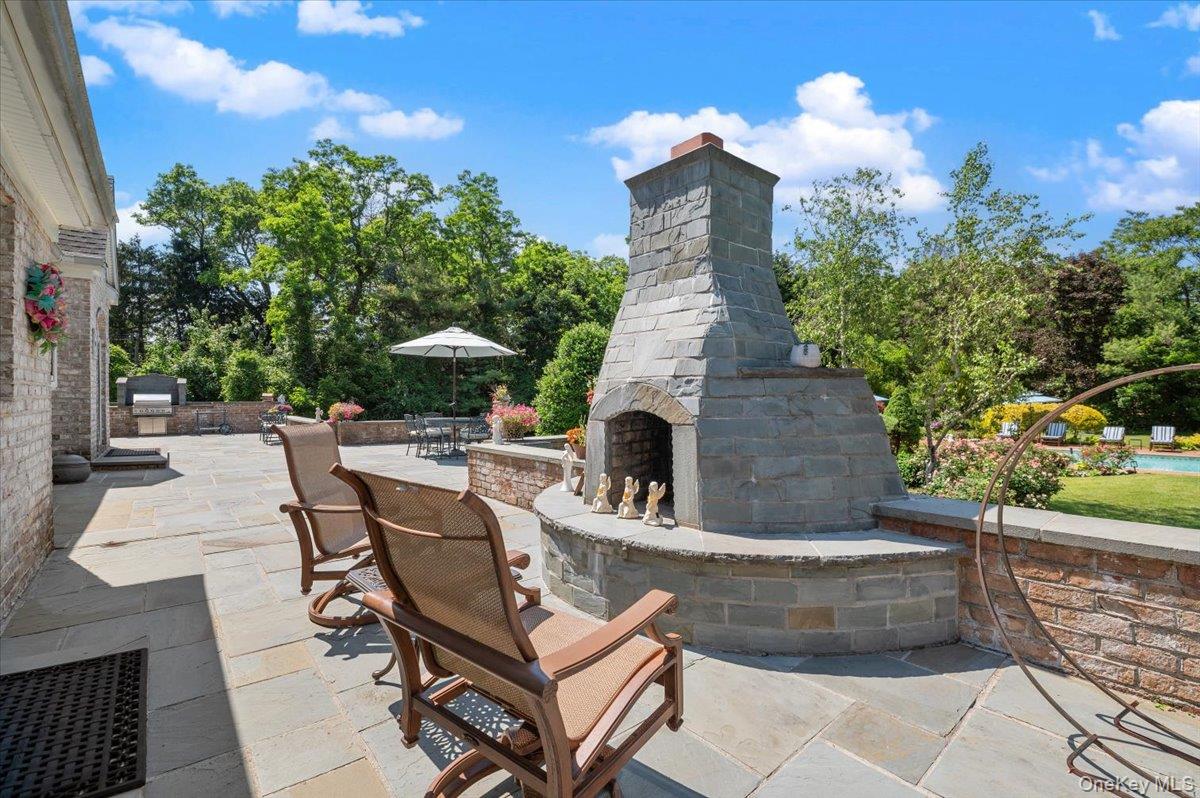 10 Overbrook Lane Property Photo 35