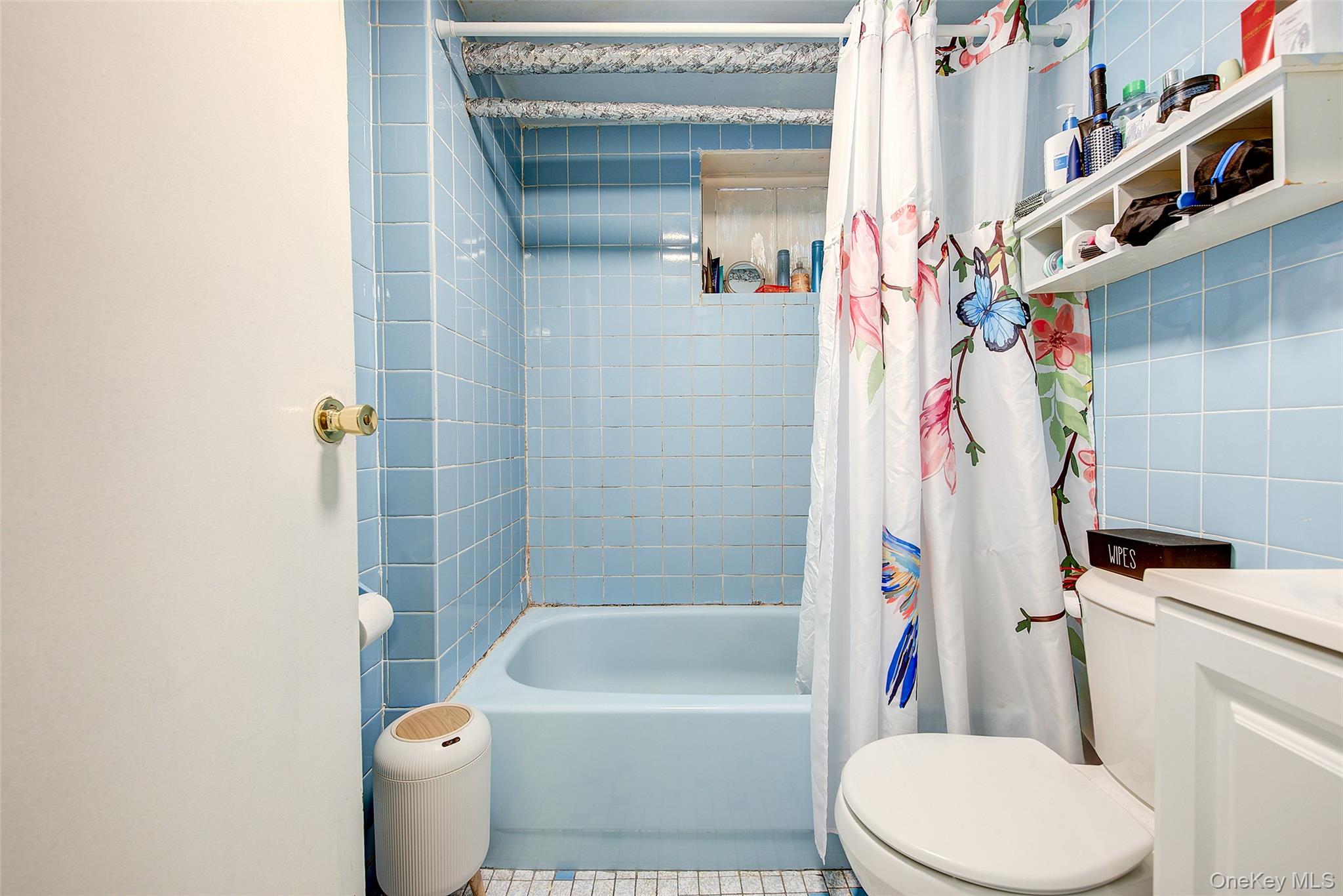 8931a 220th Street Property Photo 14
