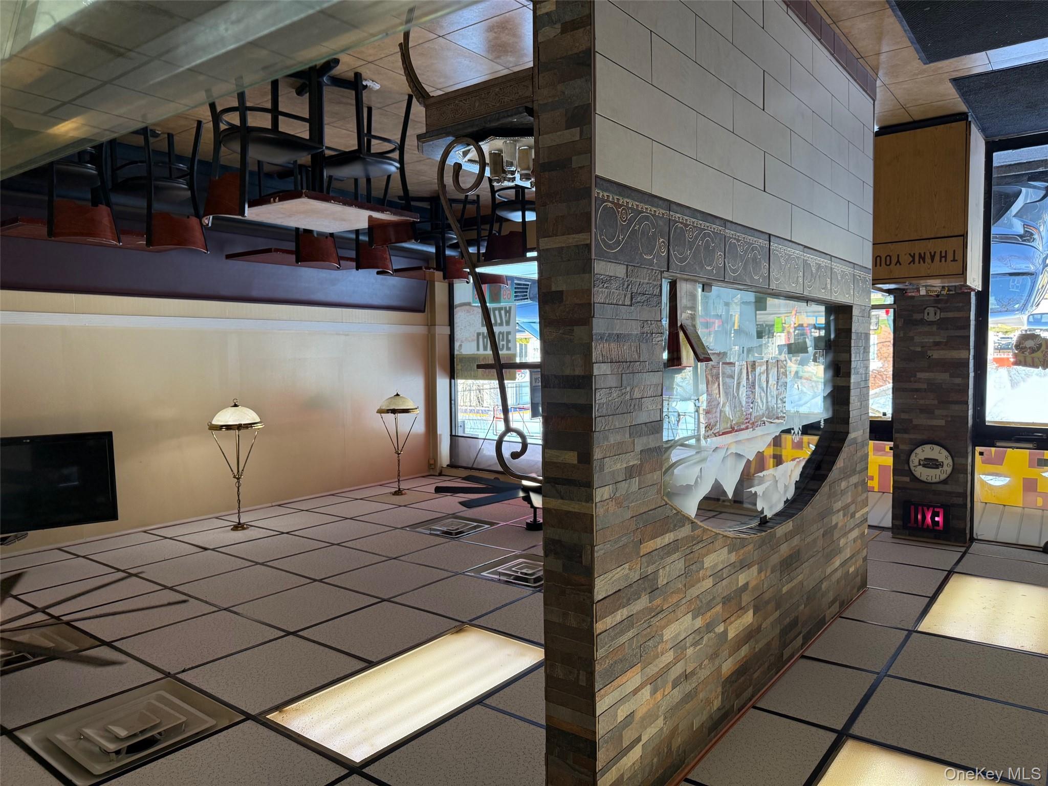 345 Washington Avenue Property Photo 8