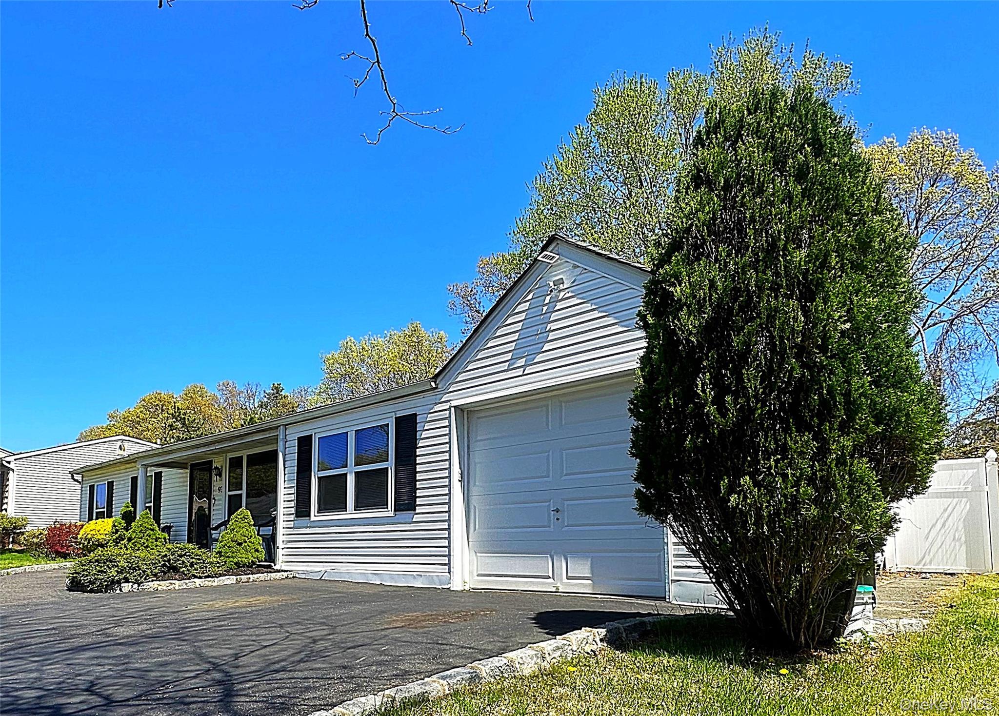 93 Burleigh Drive Property Photo 4