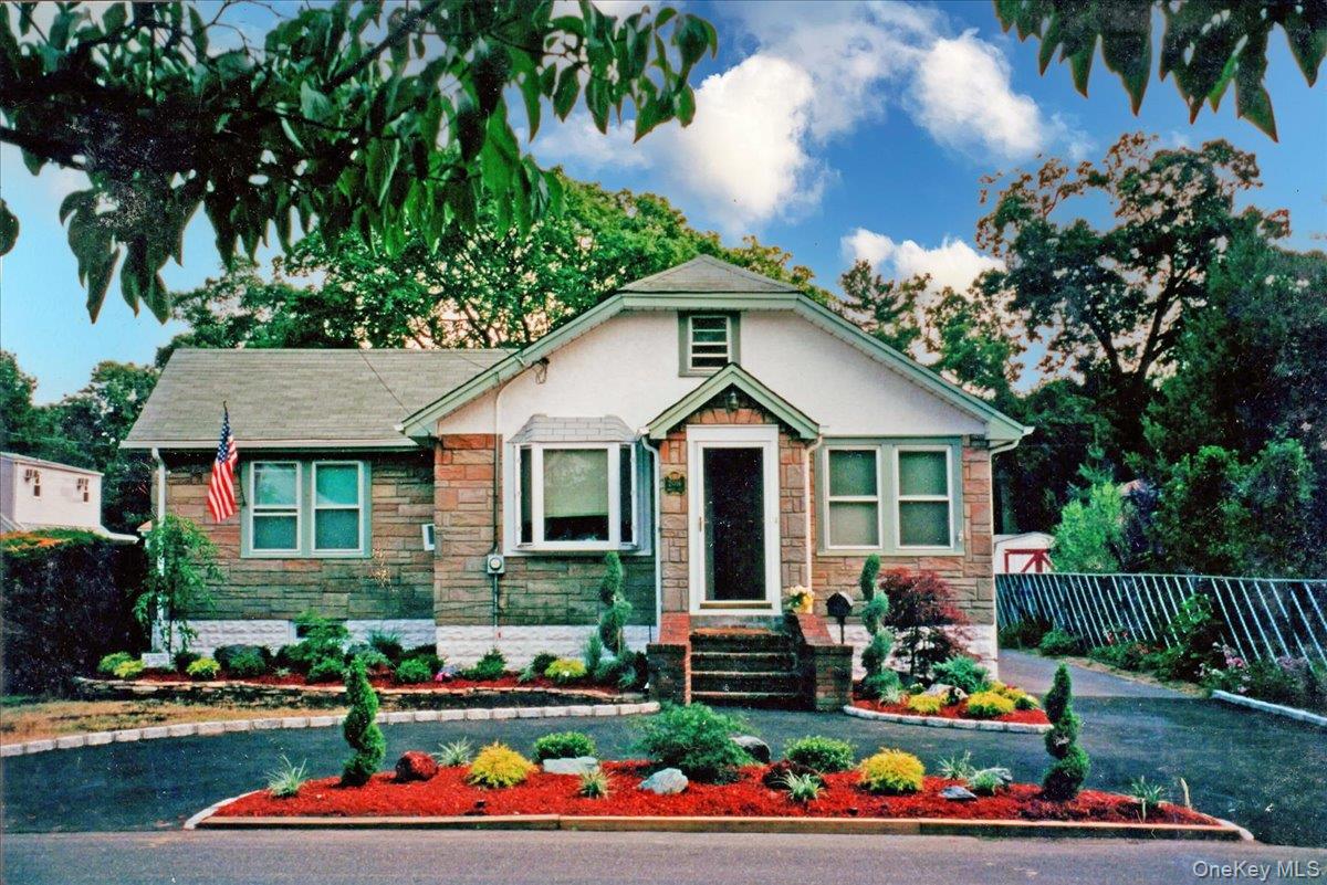 2016 Abbot Avenue Property Photo 1