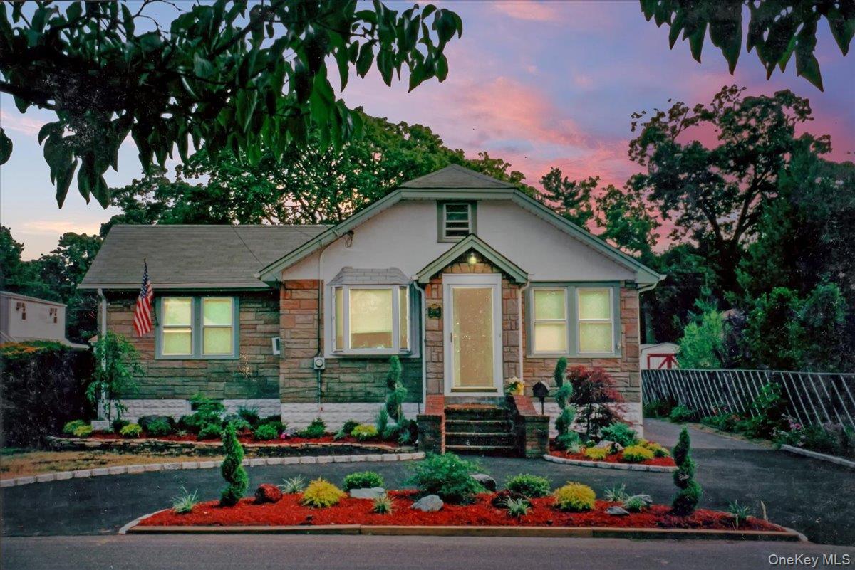 2016 Abbot Avenue Property Photo 2
