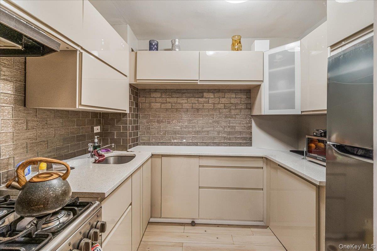 735 Avenue 3l Property Photo 6