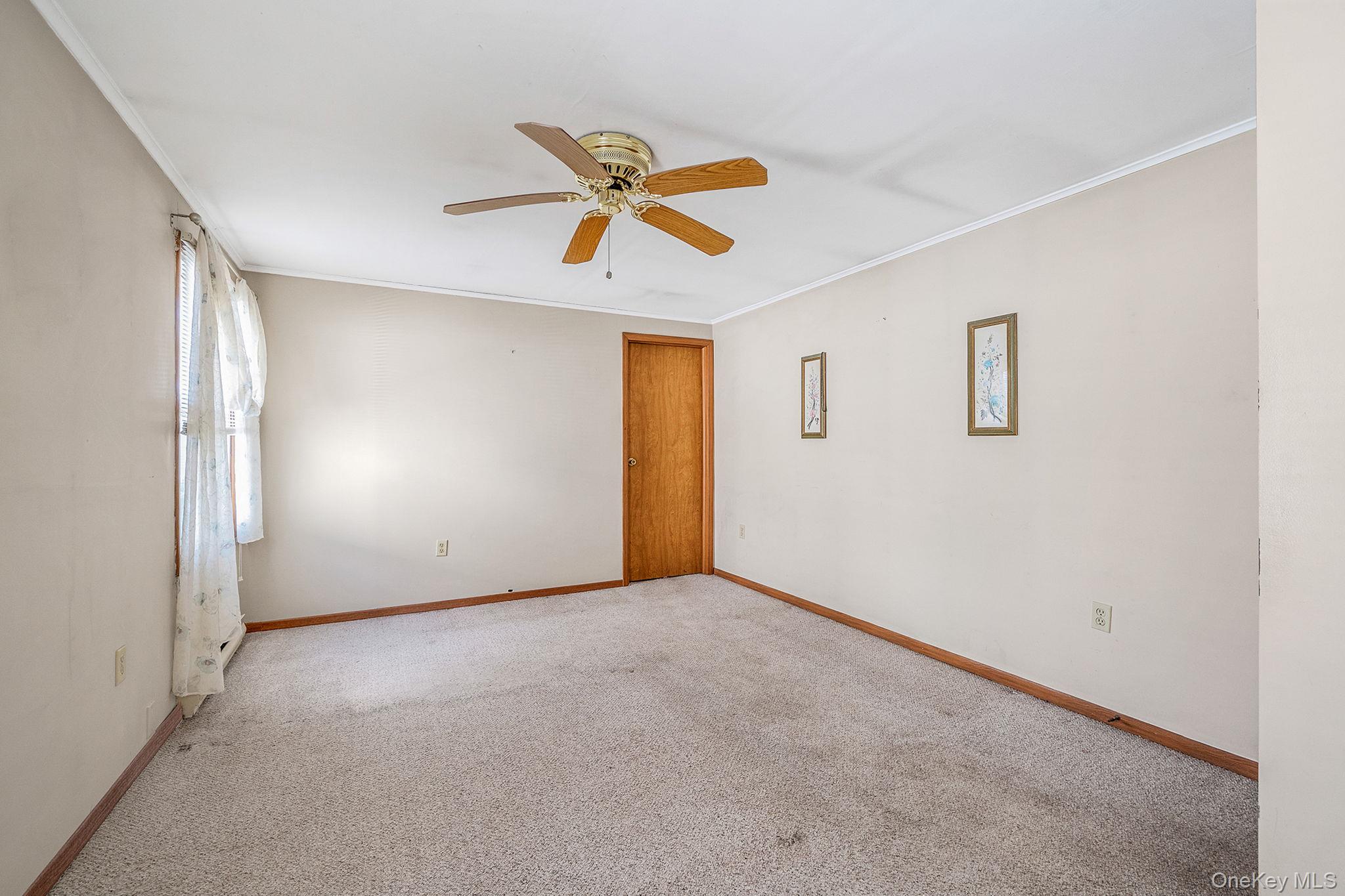 191 Village Circle Property Photo 14