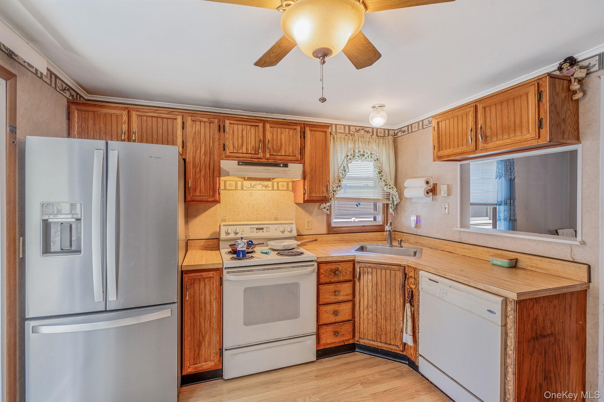 191 Village Circle Property Photo 15
