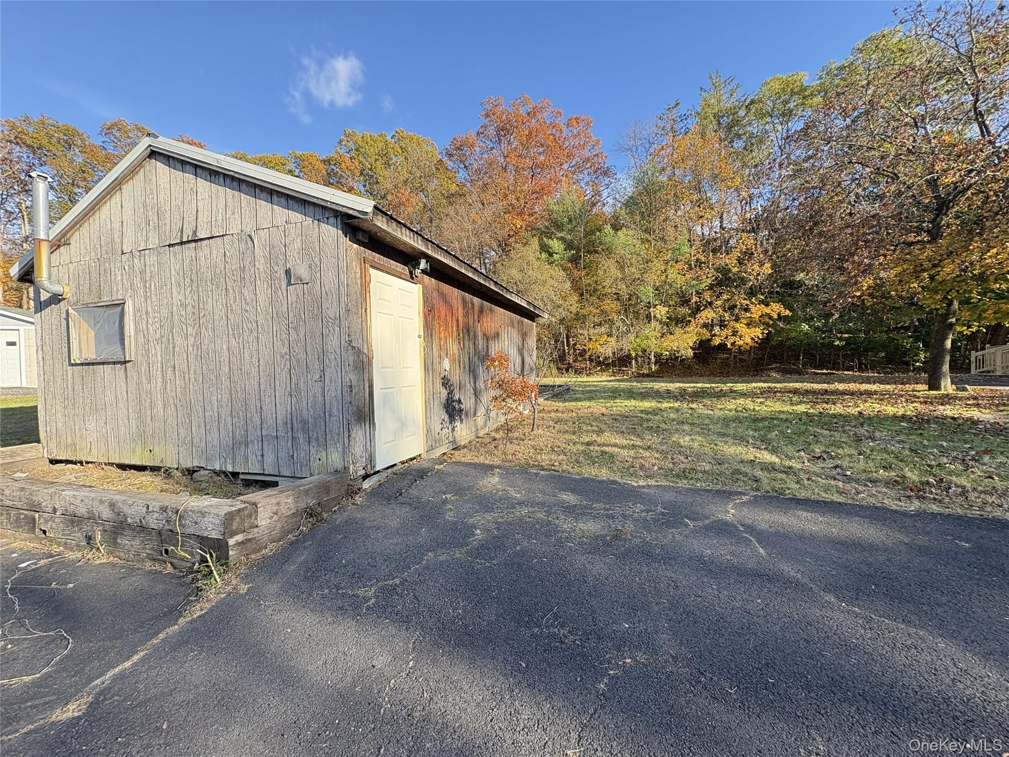 1856 Route 300 Property Photo 7