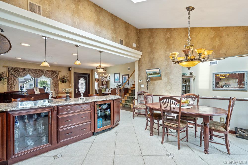 9 Defeo Court Property Photo 7