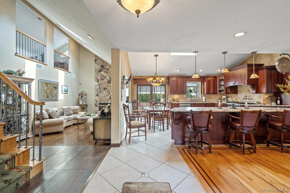 9 Defeo Court Property Photo 8