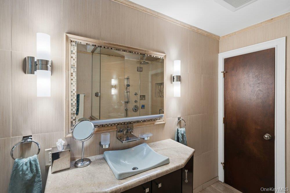9 Defeo Court Property Photo 27