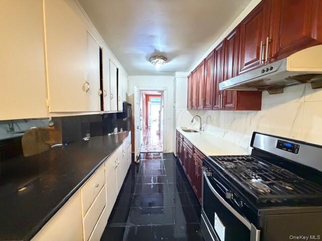2896 Heath Avenue Property Photo 9