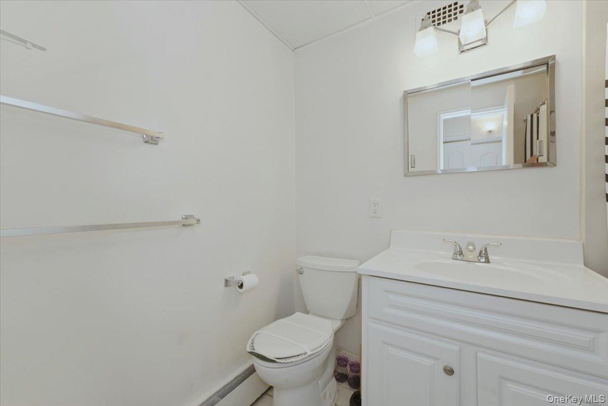 222 Smith Street 2e Property Photo 9