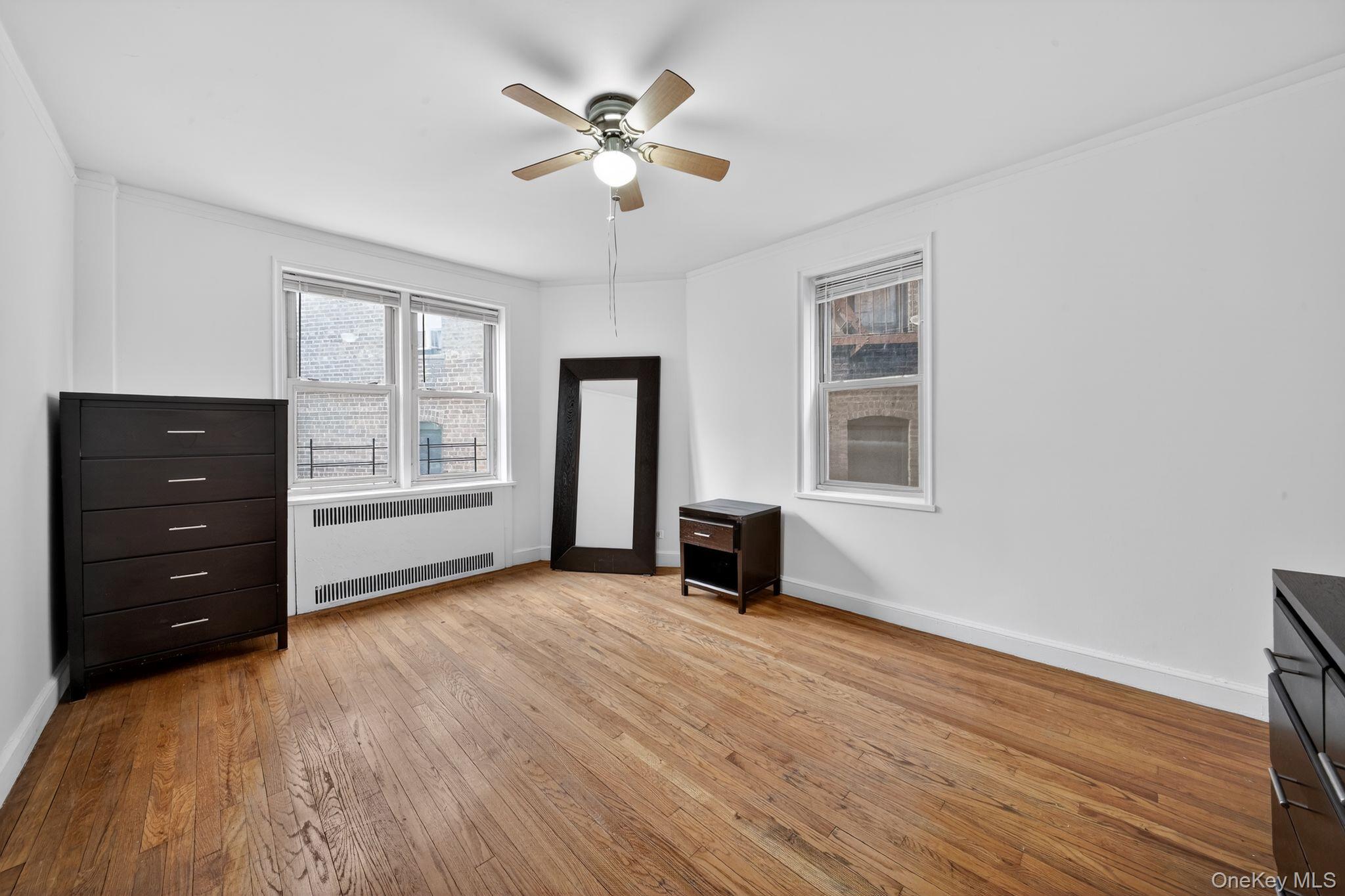2190 Boston Road 4e Property Photo 5