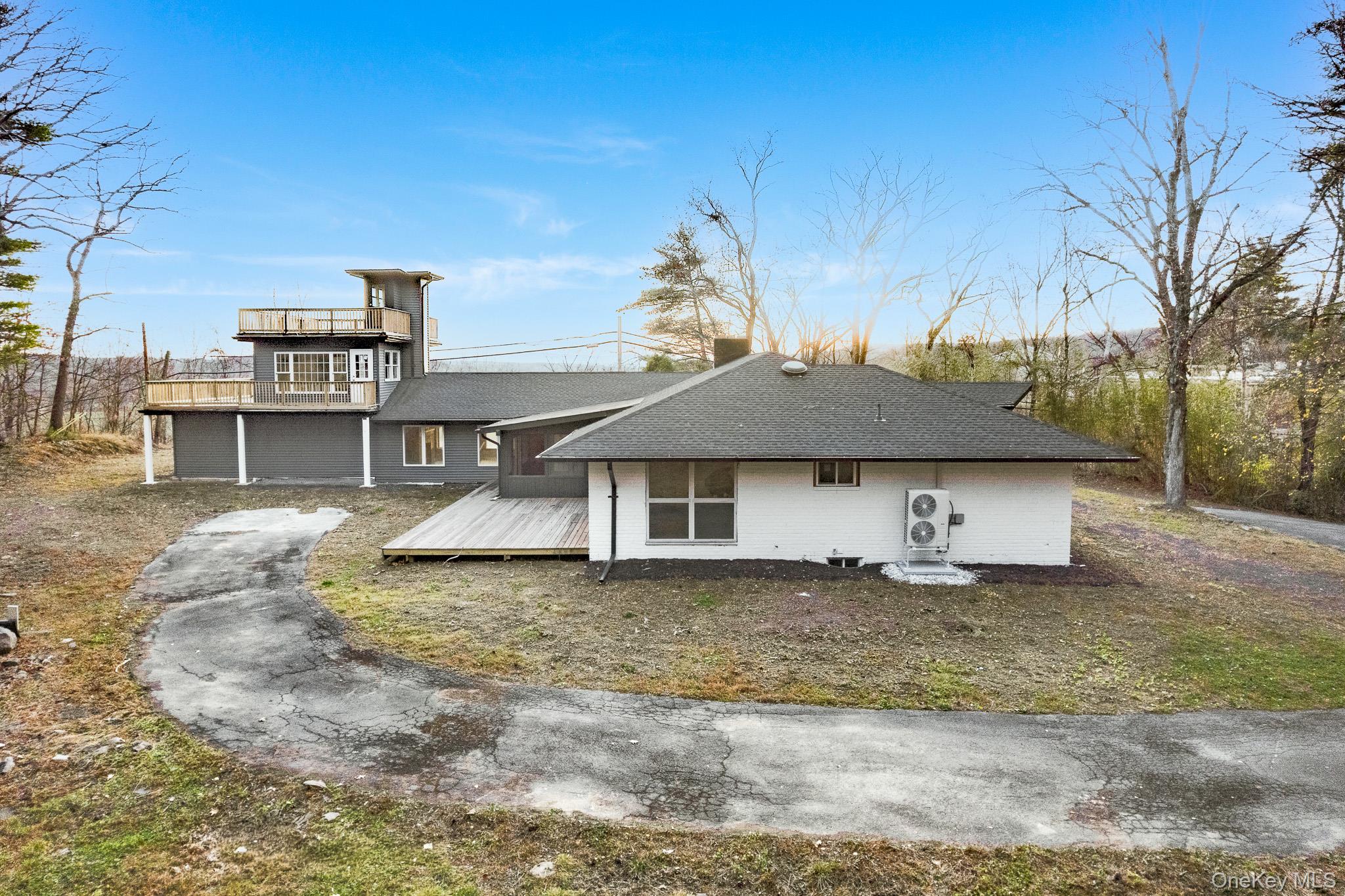 233 Forest Hill Drive Property Photo 4