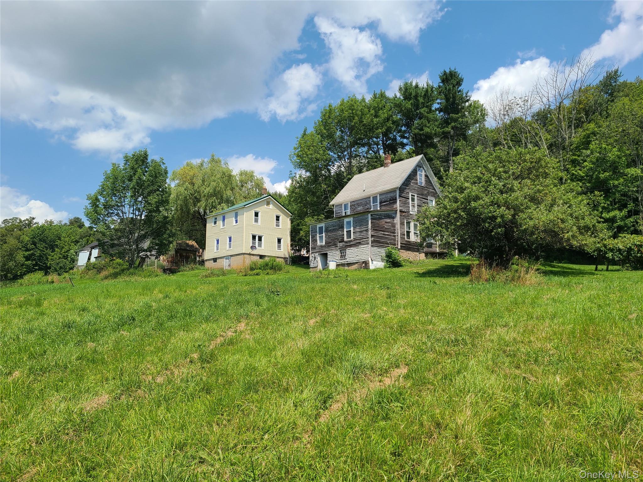 299-301 Stump Pond Road Property Photo 8
