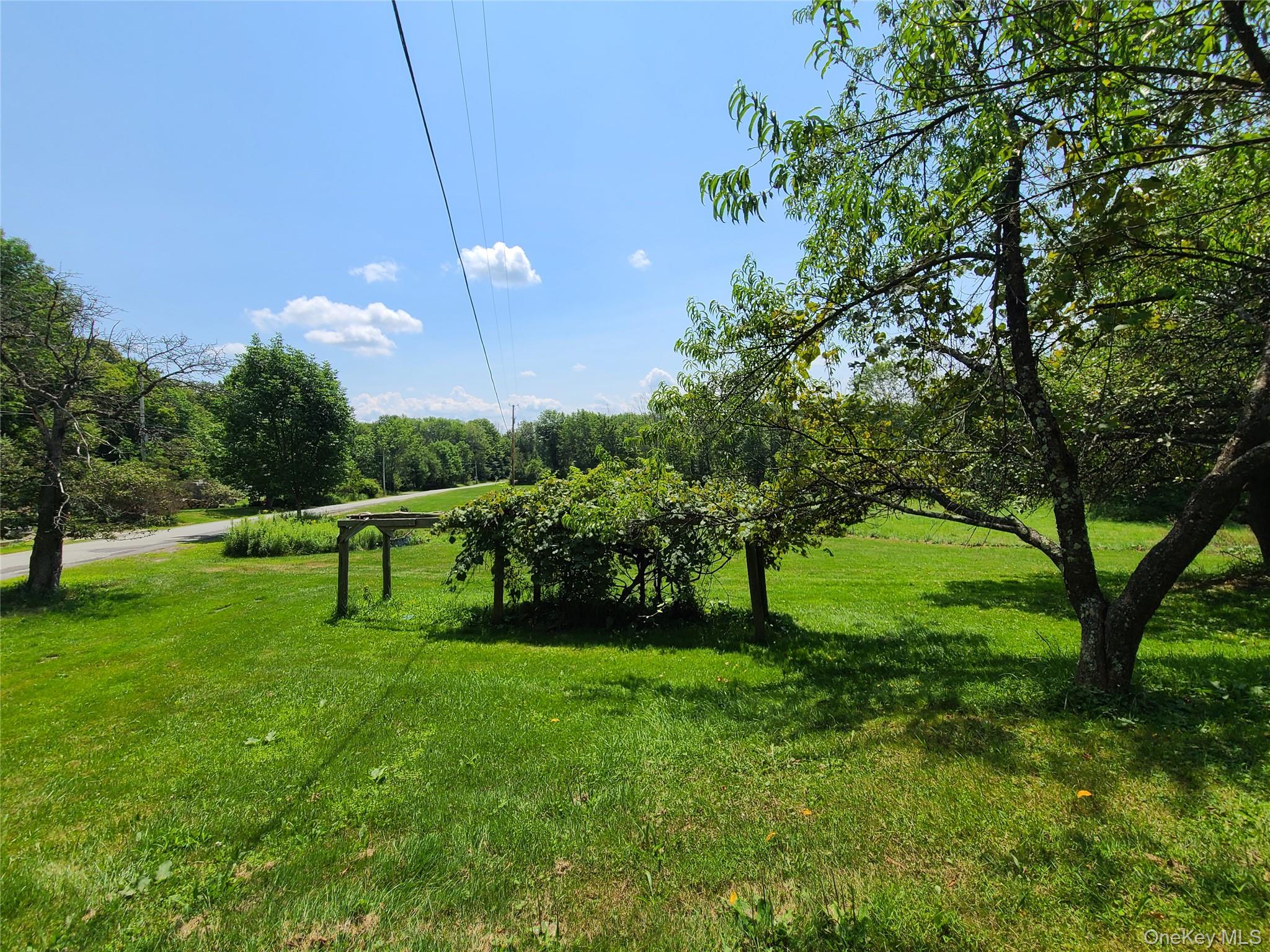 299-301 Stump Pond Road Property Photo 10