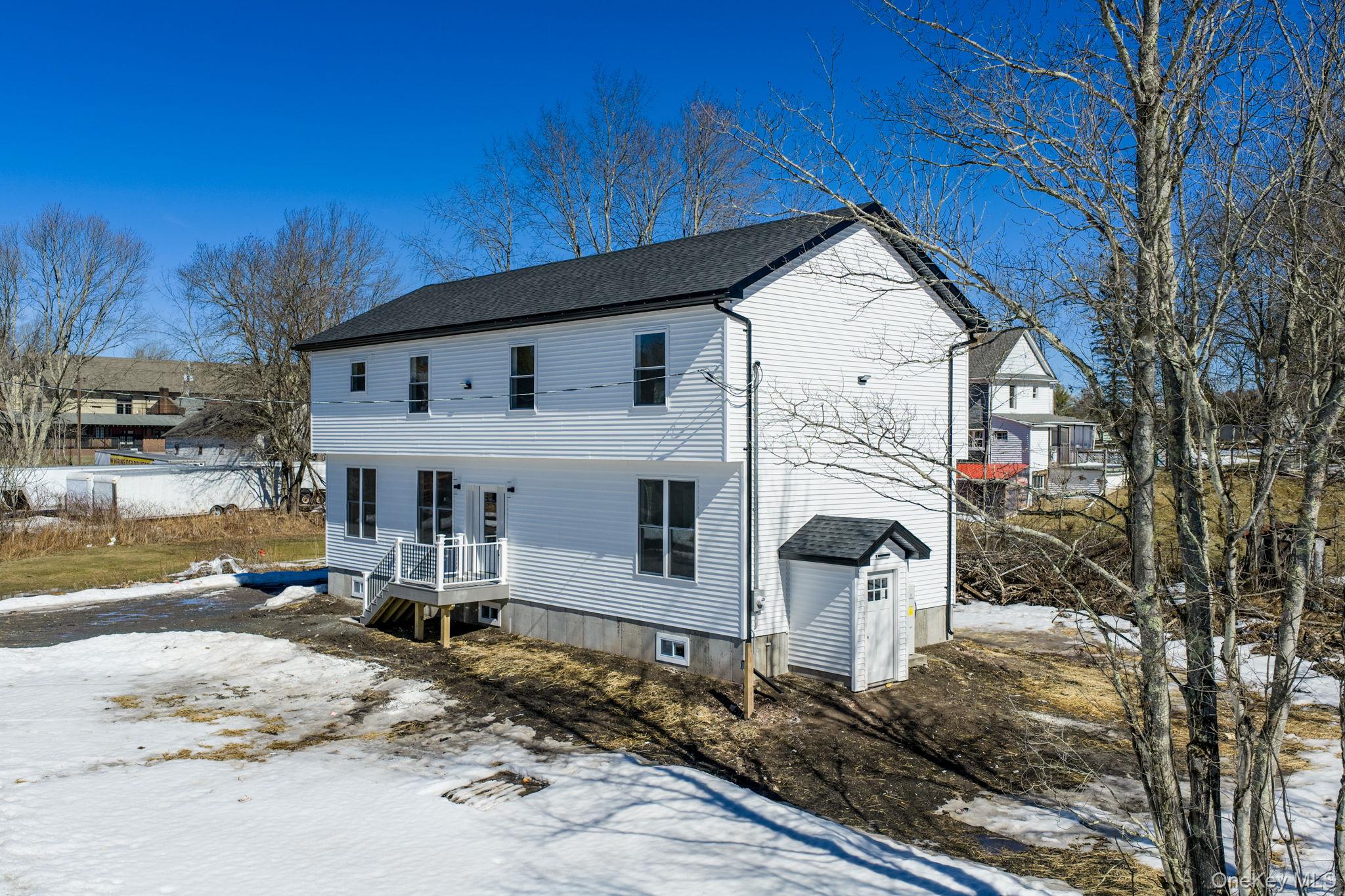6 Maple Avenue Property Photo 3