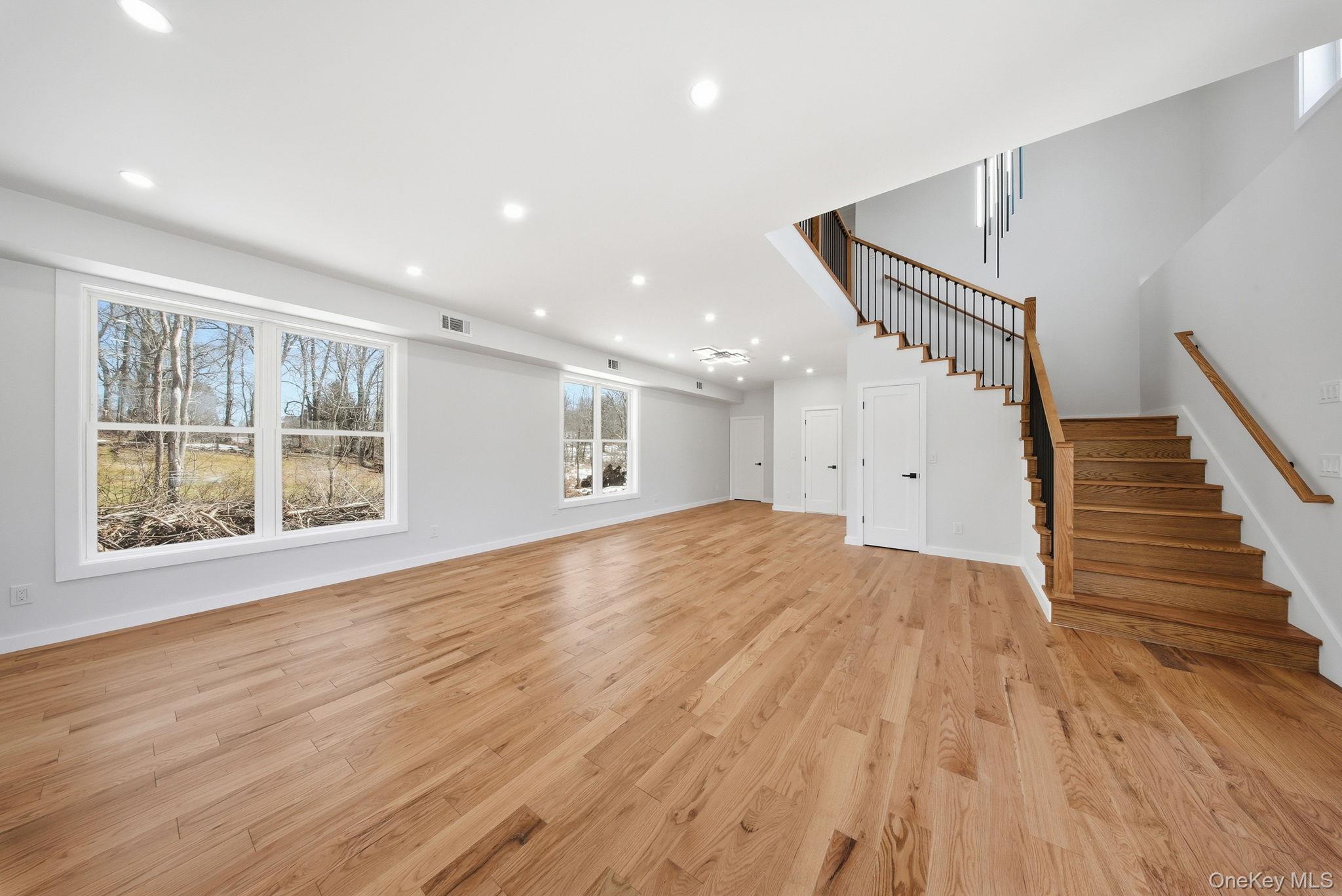 6 Maple Avenue Property Photo 14