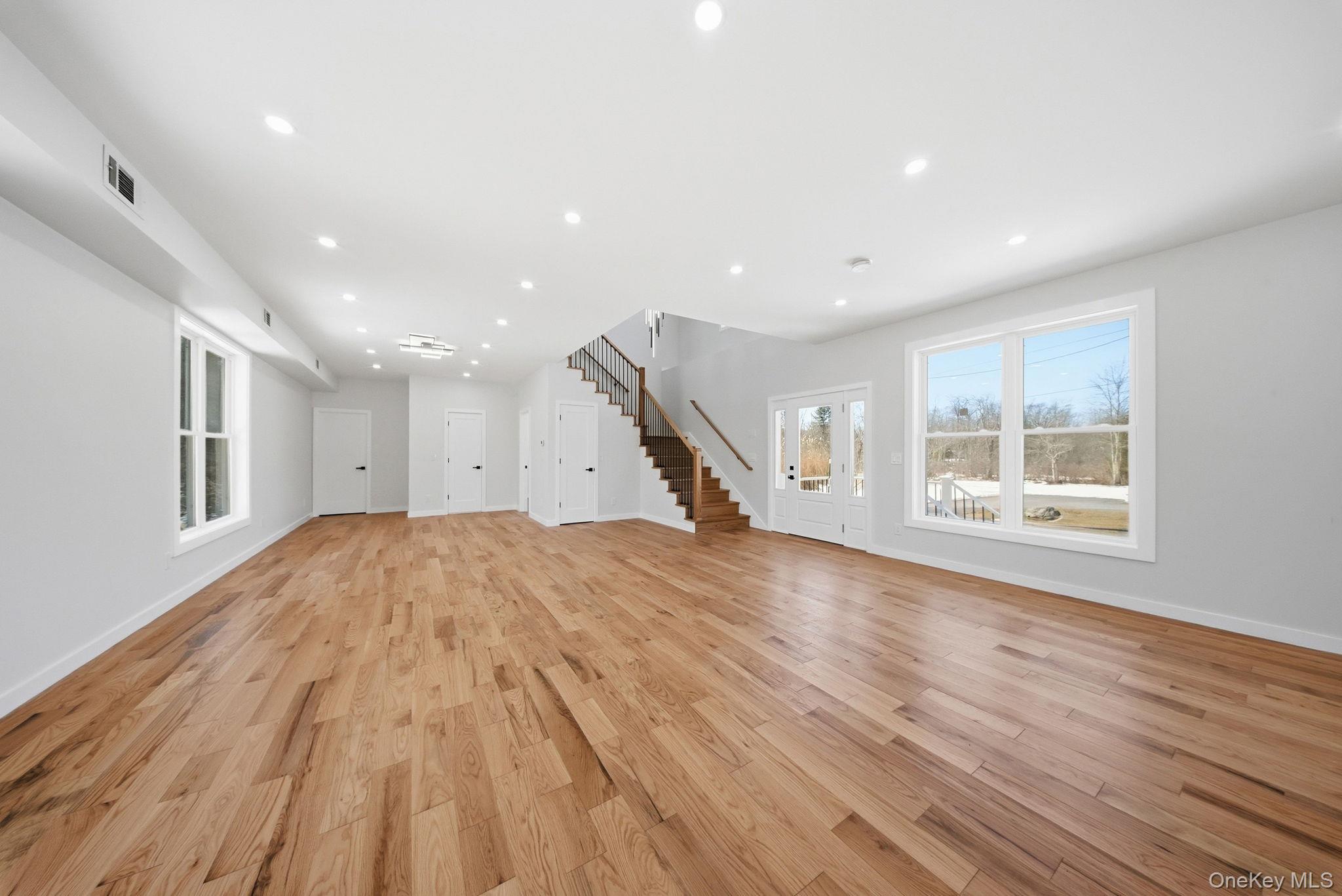6 Maple Avenue Property Photo 16