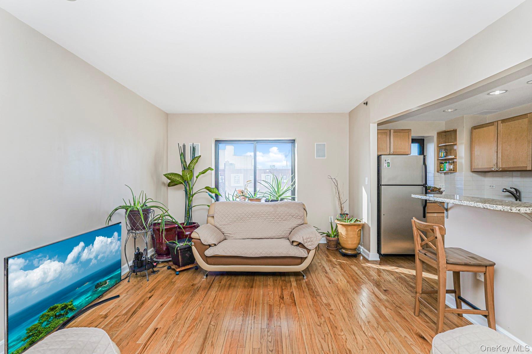775 Lafayette 5f Property Photo 6