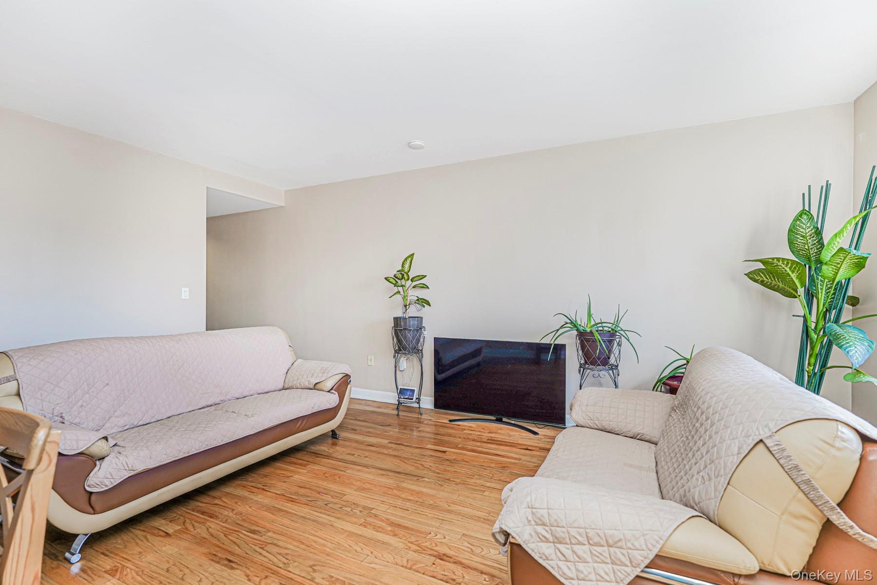 775 Lafayette 5f Property Photo 8