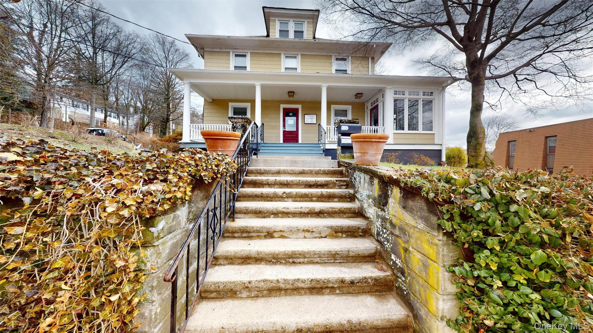 20 Madison Avenue Property Photo 1