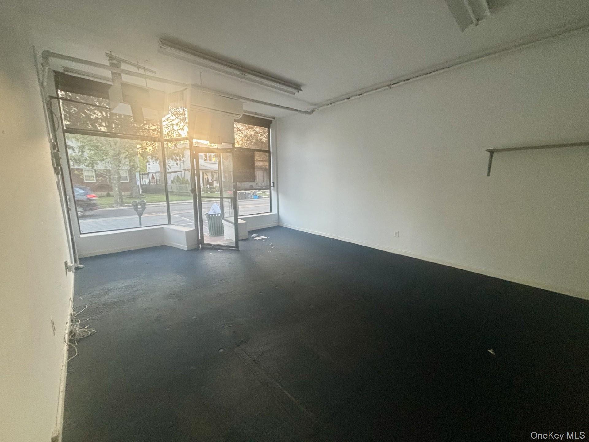 188 Hempstead Avenue Property Photo 2