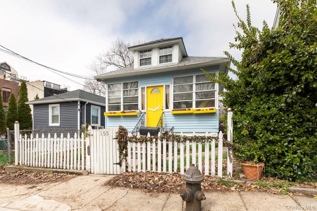 155 Hawkins Street Property Photo 1
