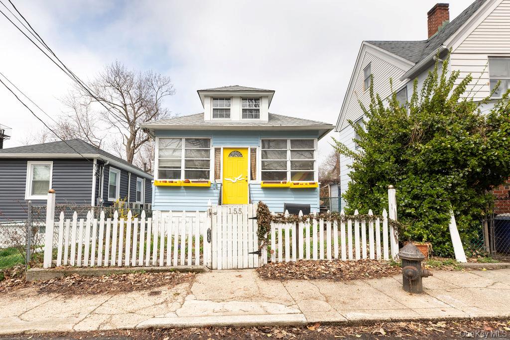 155 Hawkins Street Property Photo 2