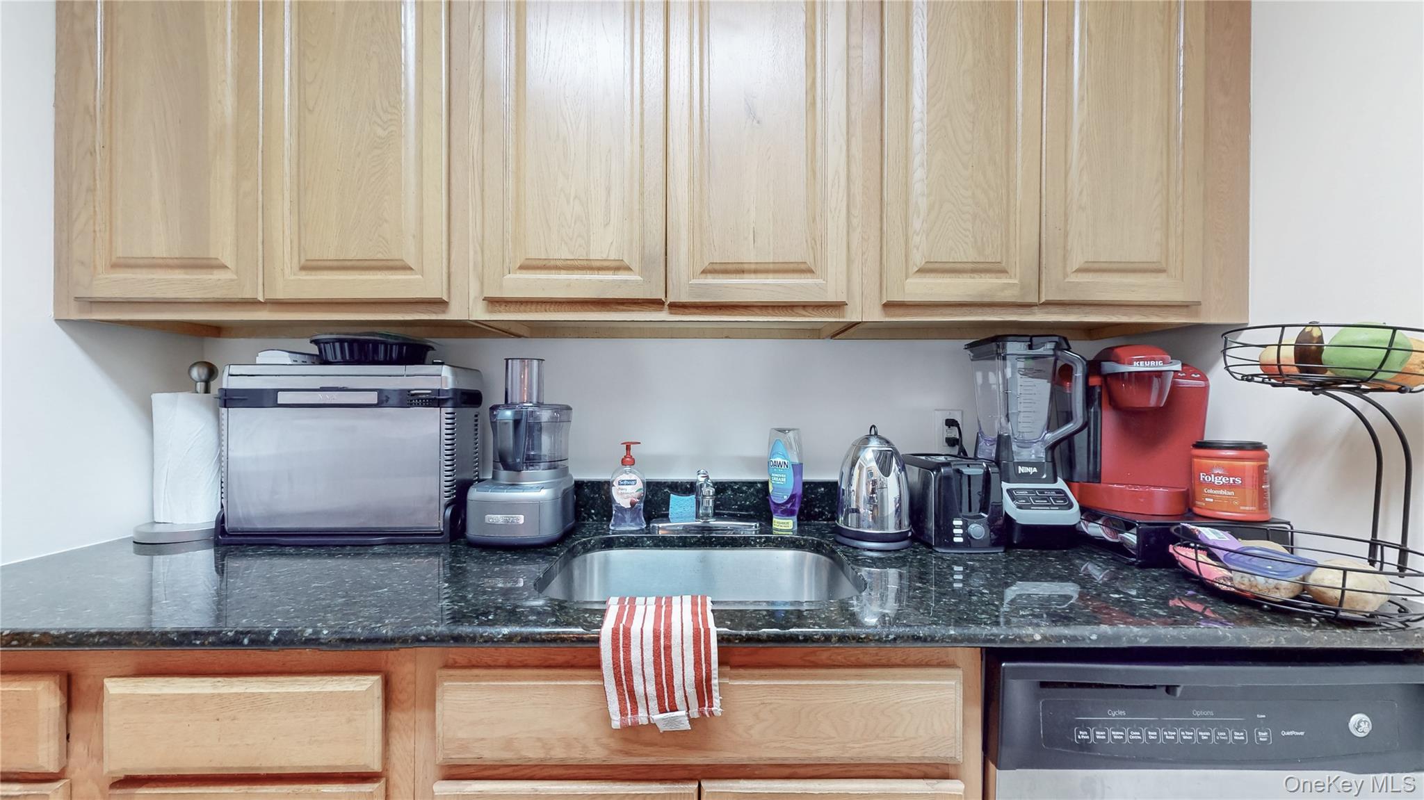 1275 Grant Avenue 4i Property Photo 9
