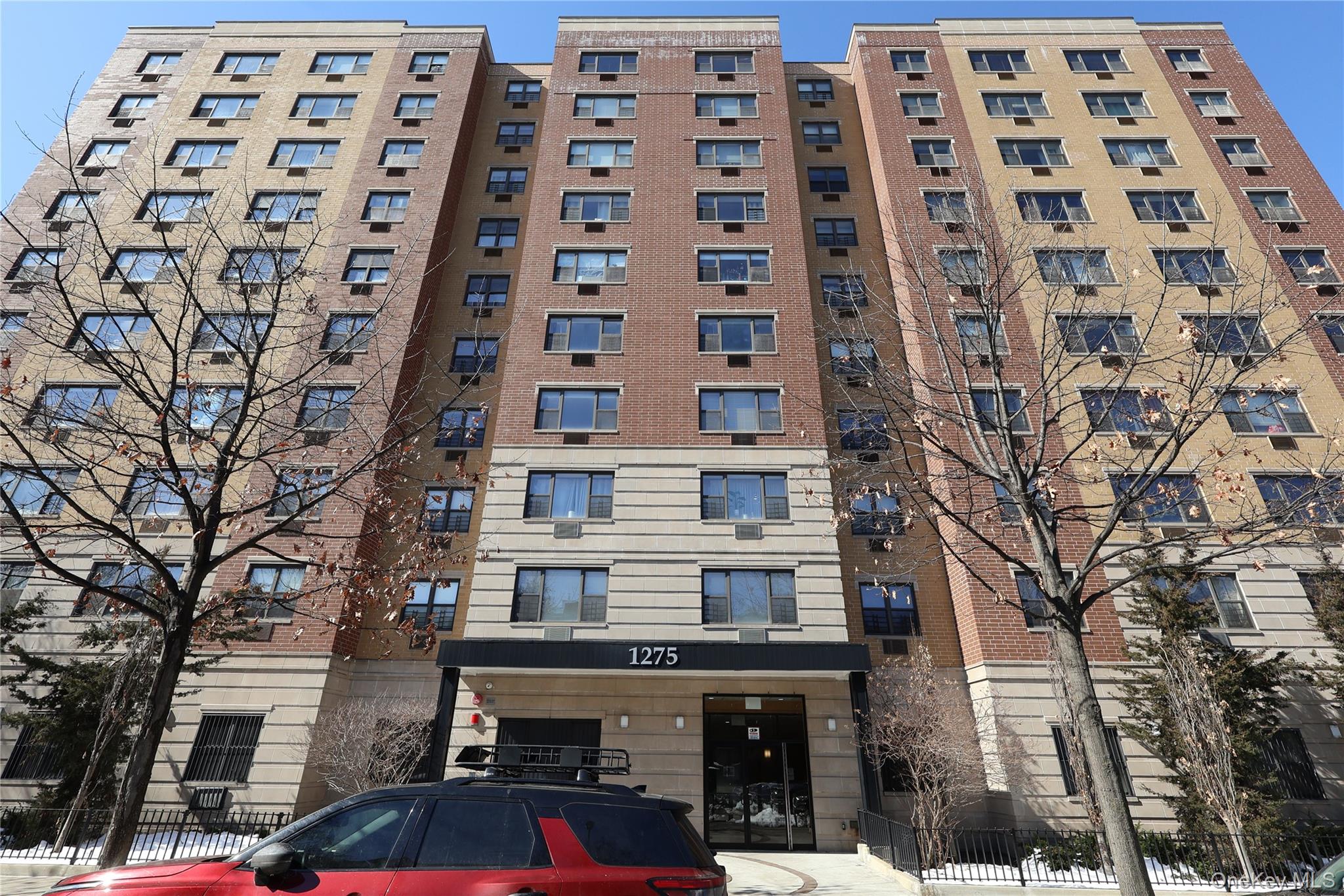 1275 Grant Avenue 4i Property Photo 23