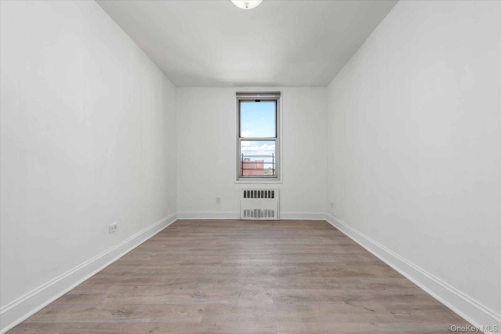 6011 Broadway 5e Property Photo 8