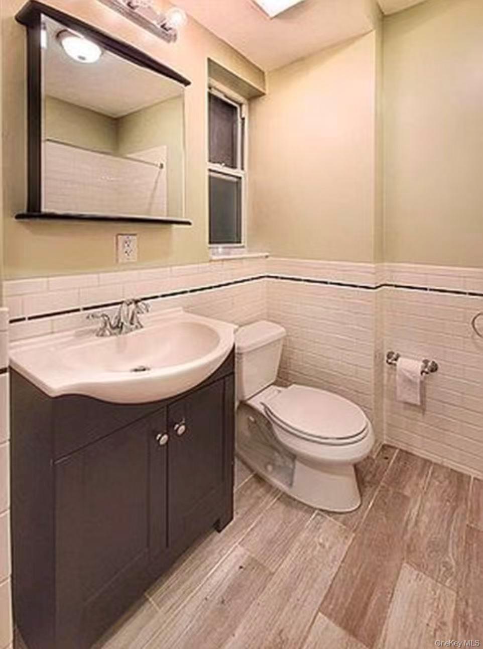41-53 53rd Street Property Photo 11