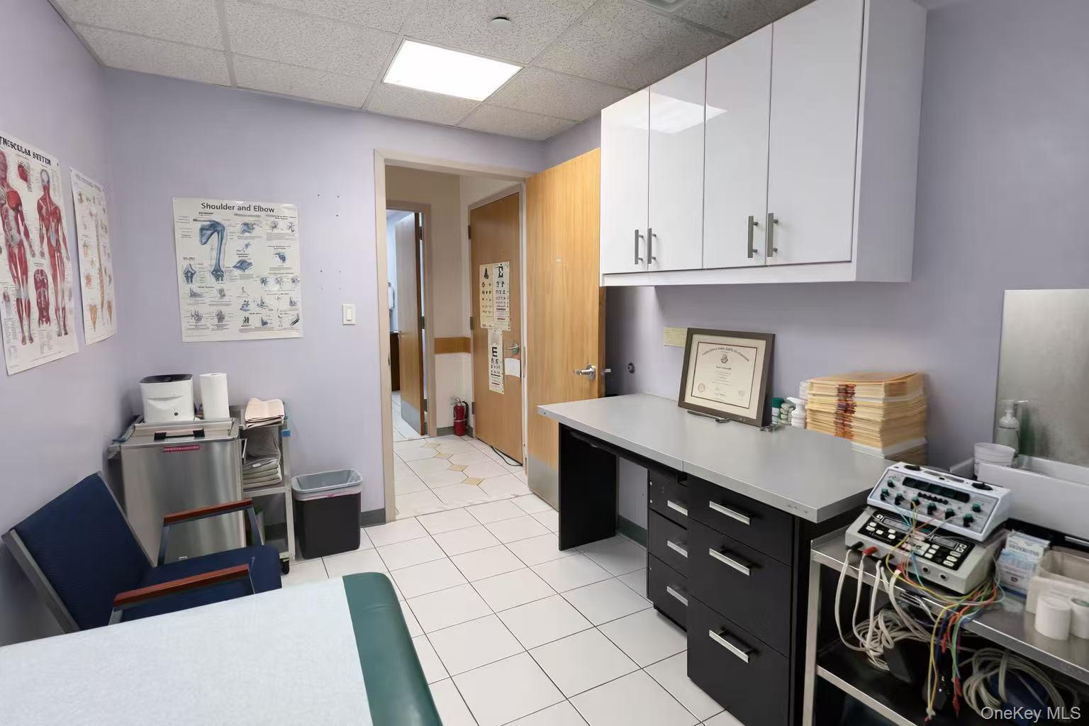 128 Mott Street 301 Property Photo 2