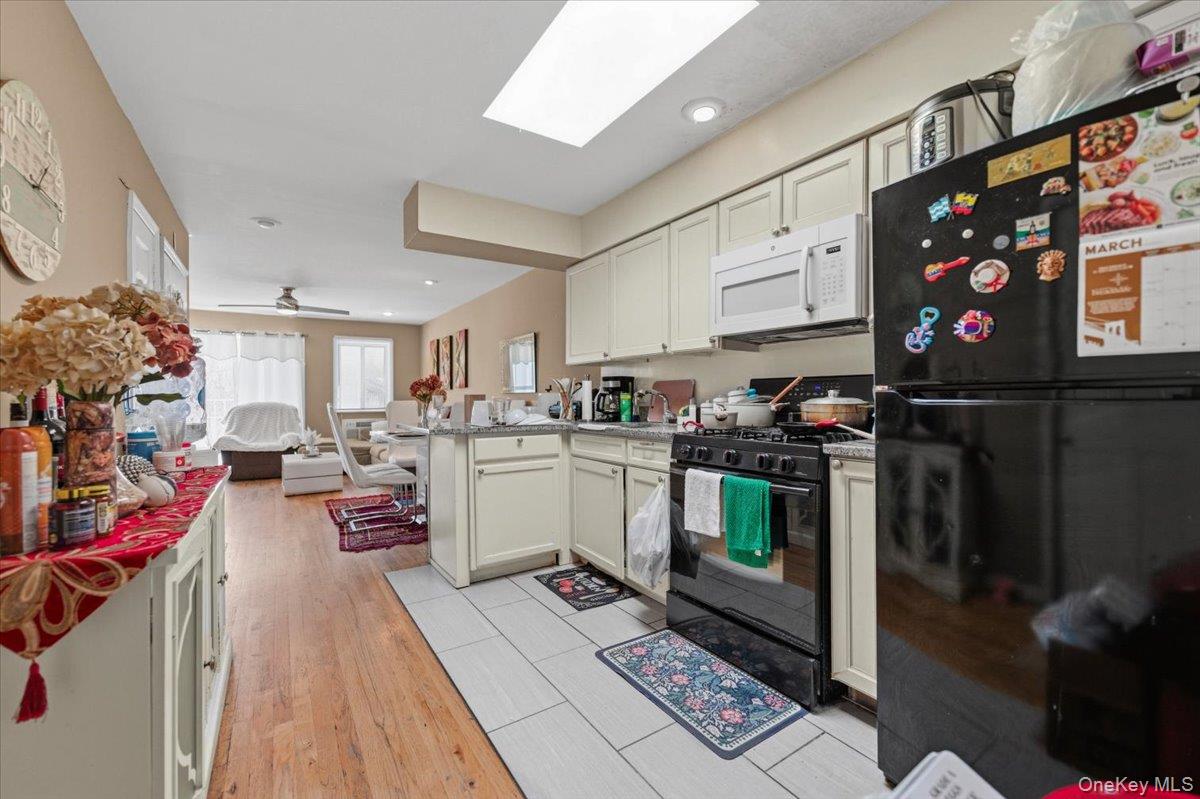 237 Cooper Street Property Photo 8