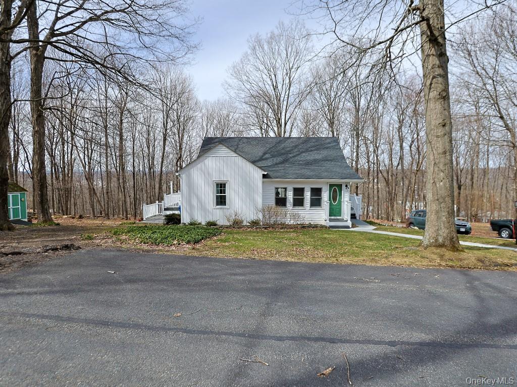 26 Sunrise Heights Property Photo 1