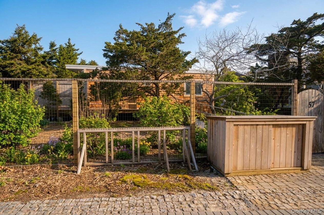57 Juniper Avenue Property Photo 1