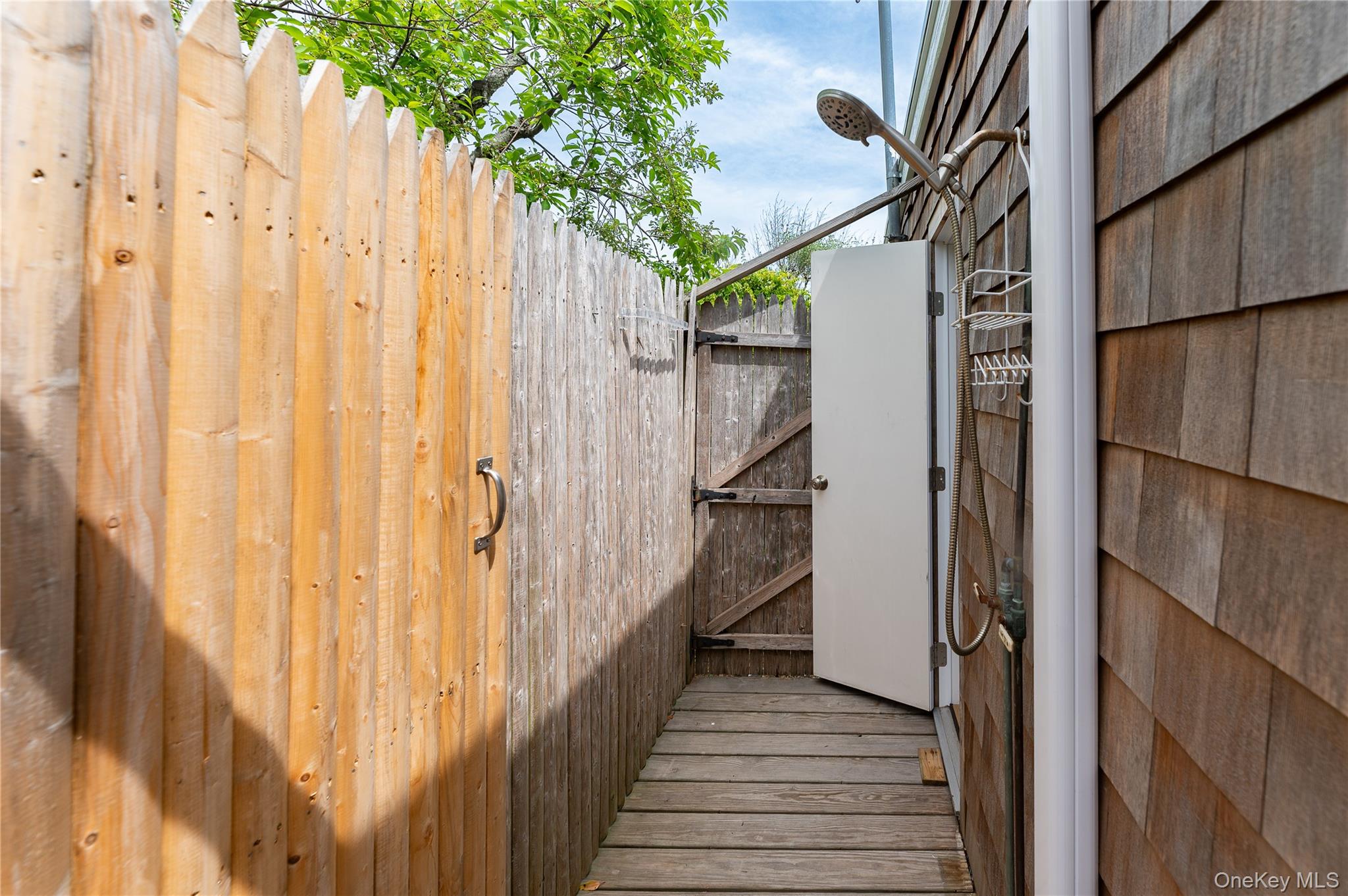 57 Juniper Avenue Property Photo 13
