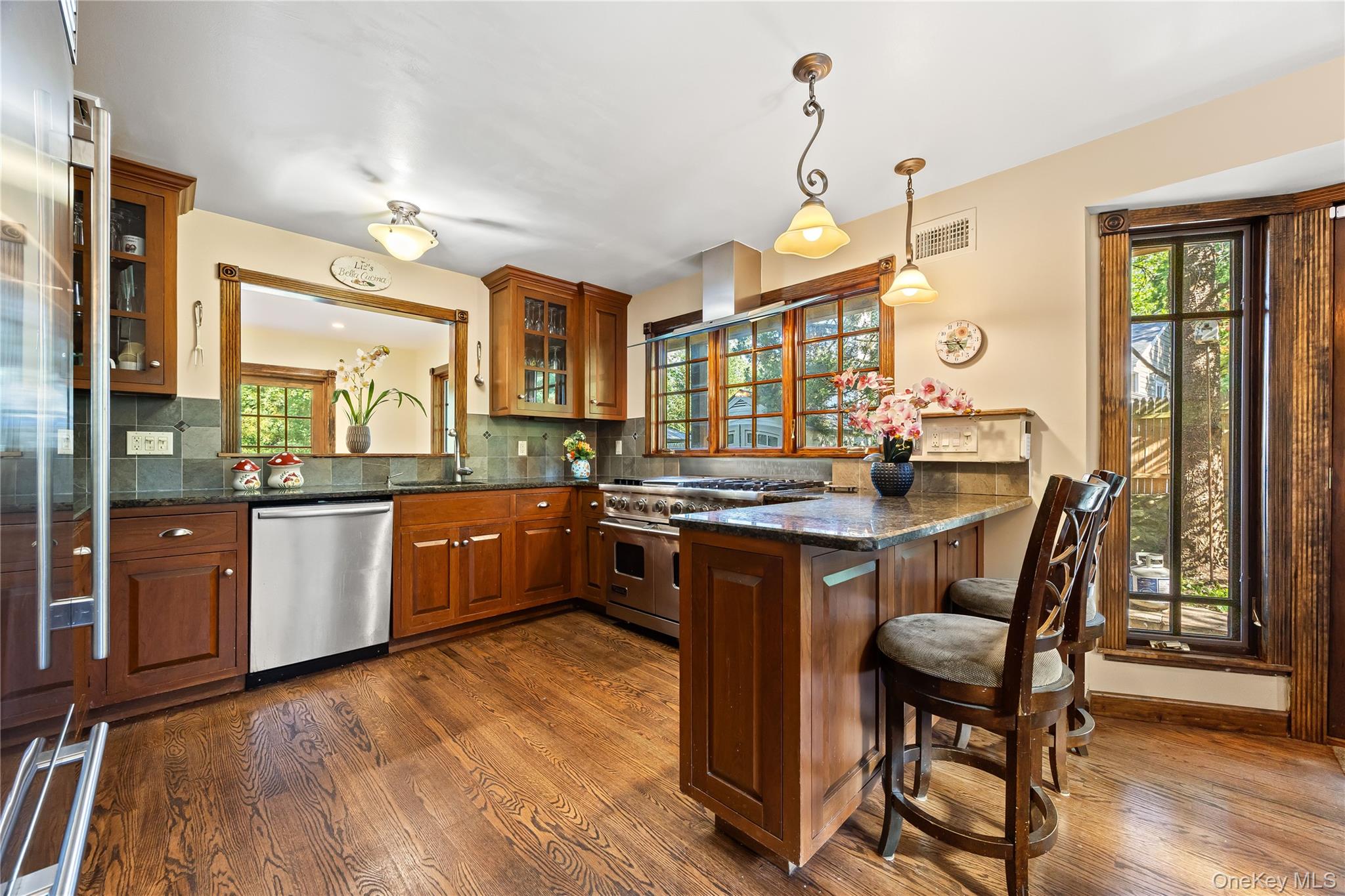 378 Beverly Road Property Photo 16
