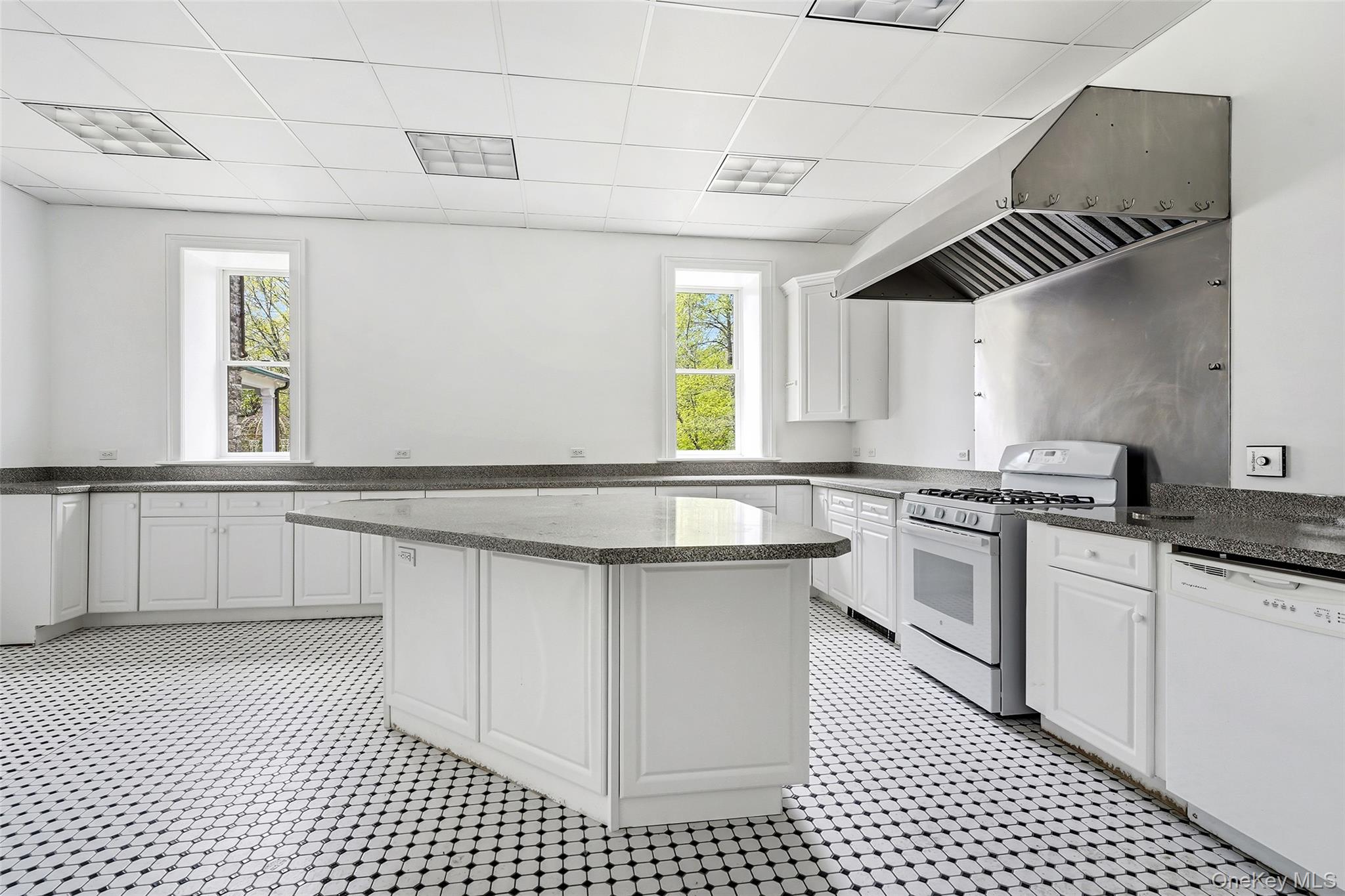 139 Scarborough Road Property Photo 22