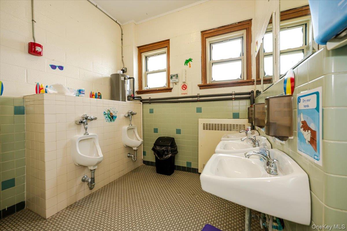 1346 Broadway Property Photo 17