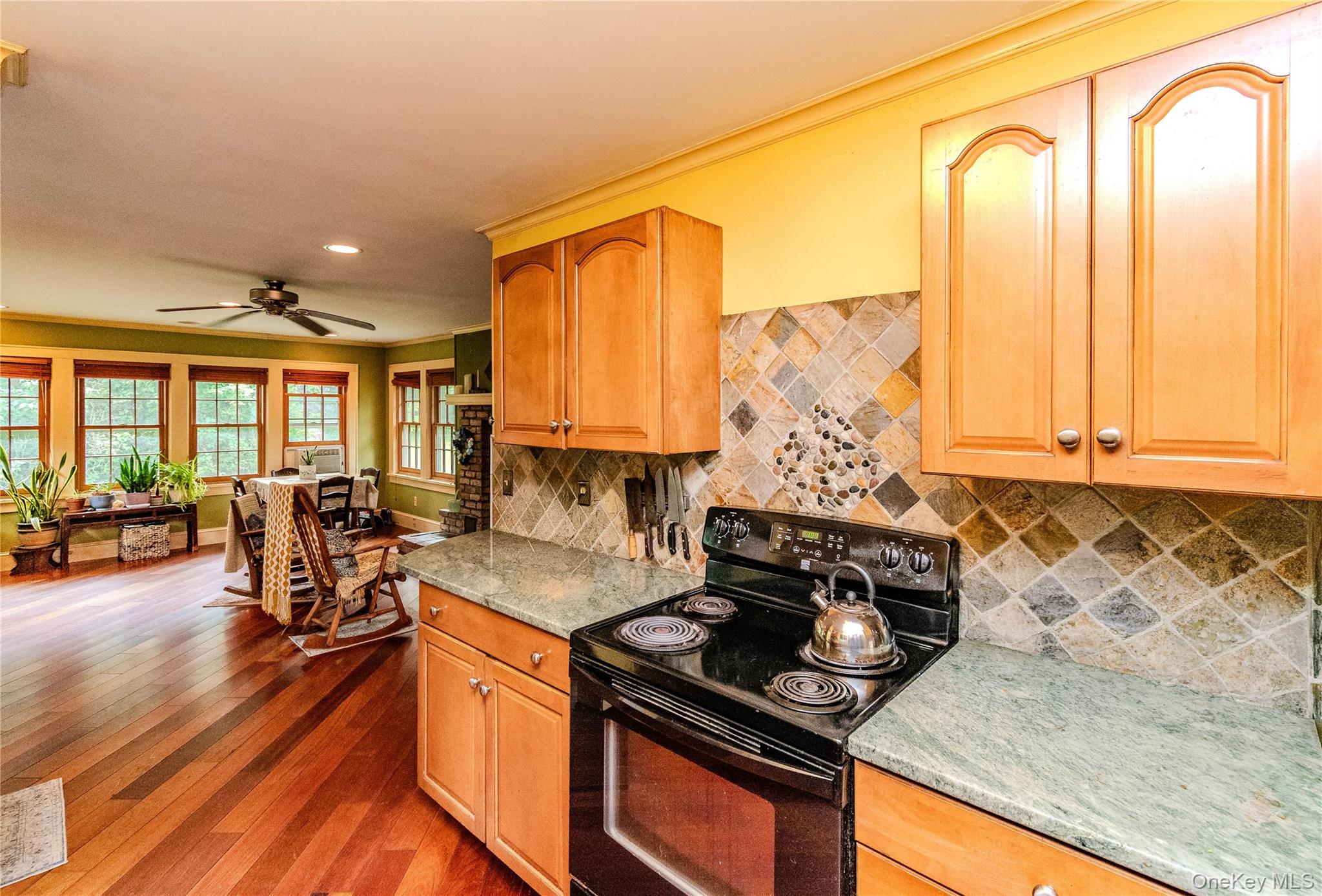 406 Upper Mountain Road Property Photo 15