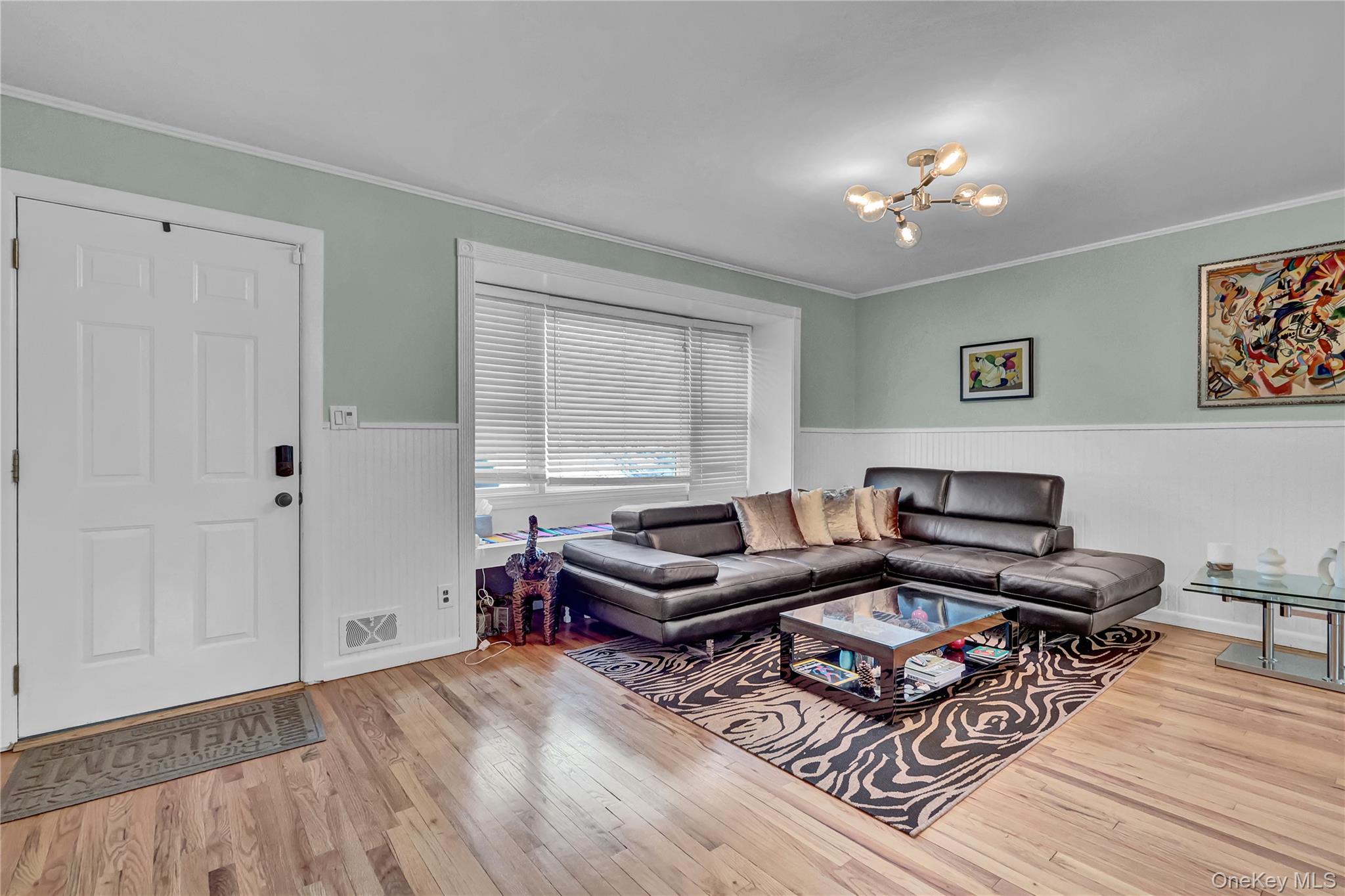 18 Frost Lane Property Photo 4