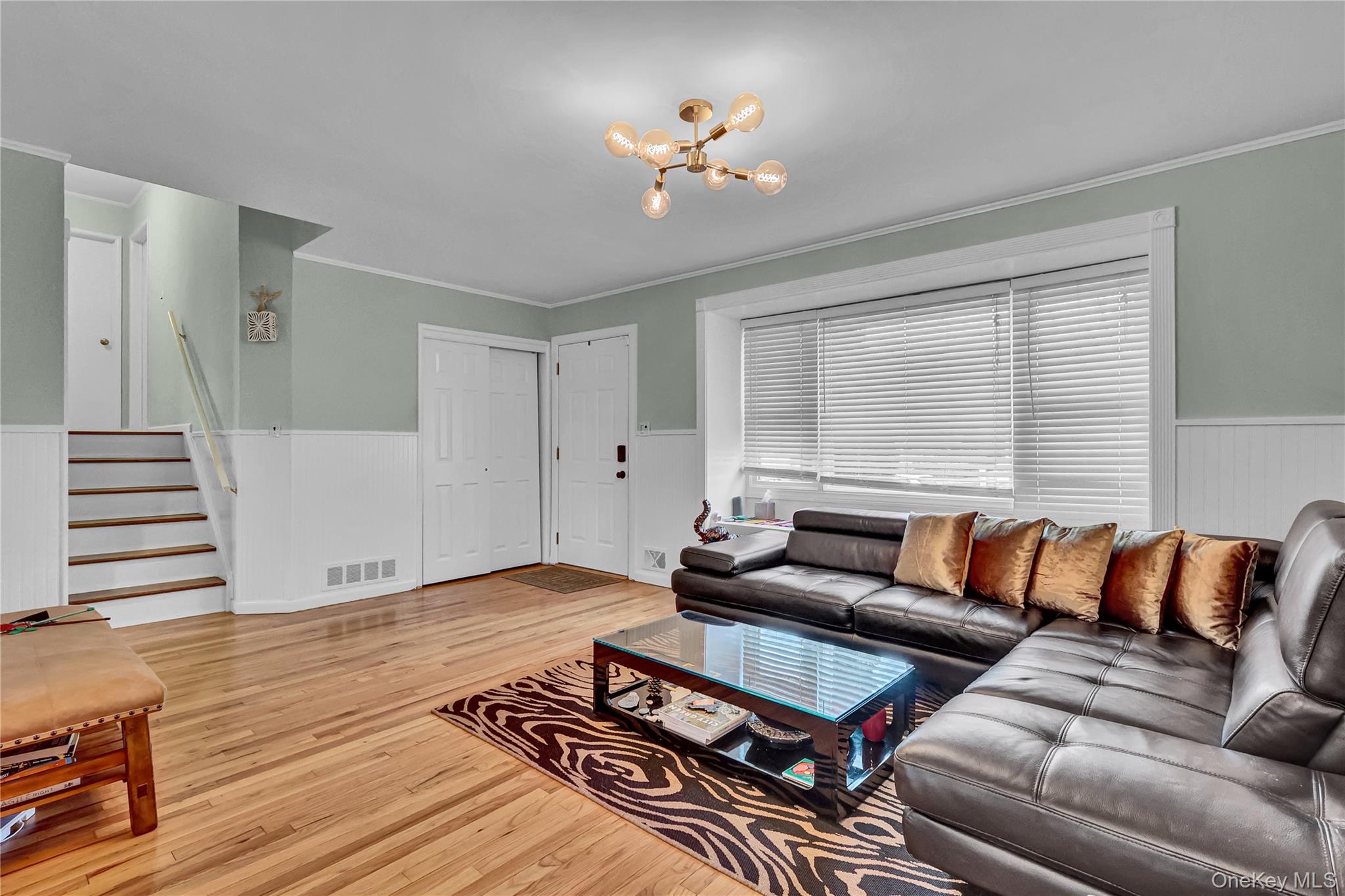 18 Frost Lane Property Photo 6