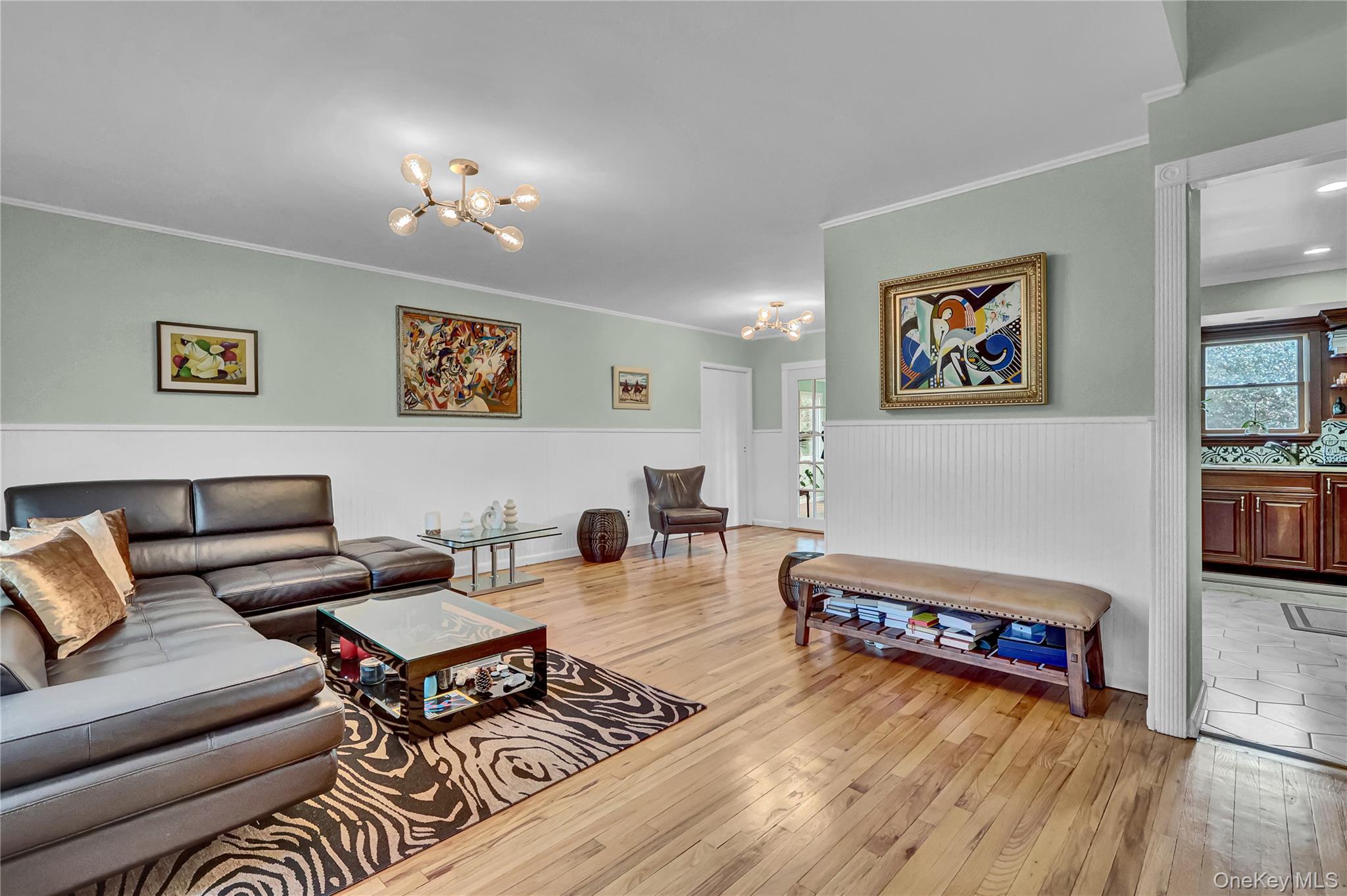 18 Frost Lane Property Photo 7