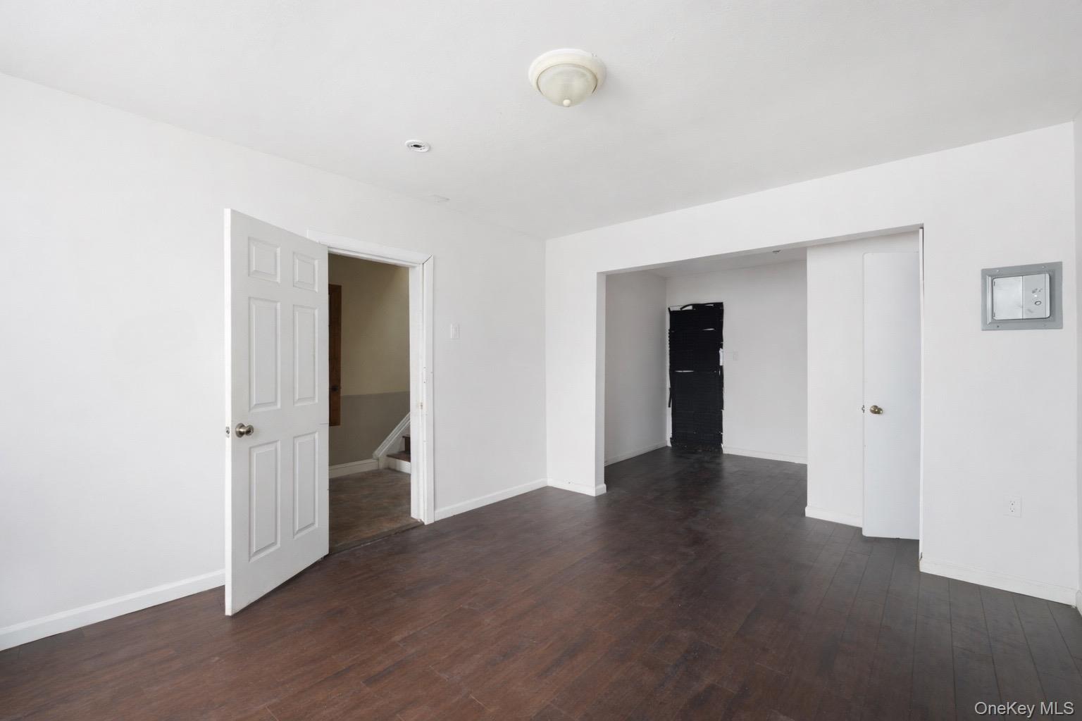 10407 94th Avenue Property Photo 4