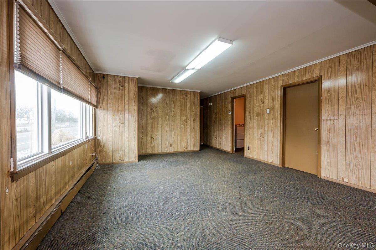 930 Sunrise Highway Property Photo 13