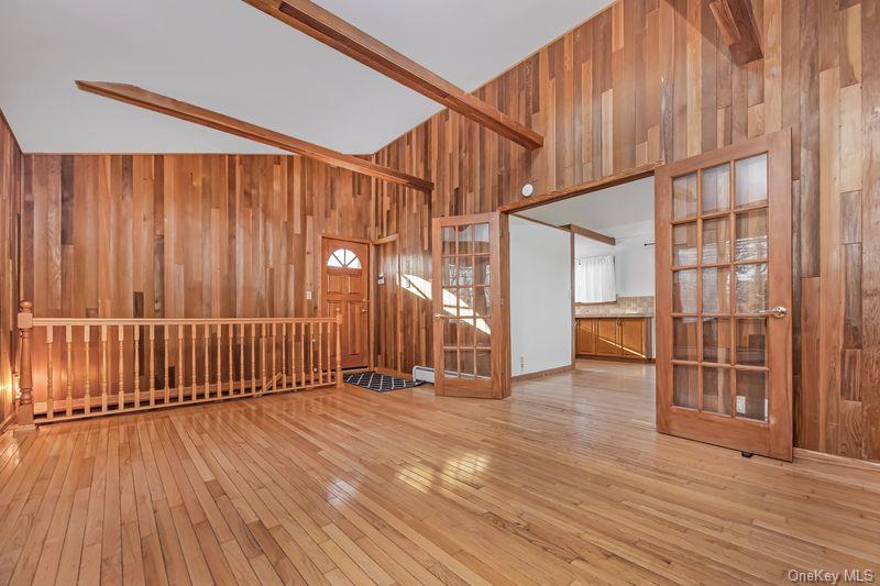 356 Oakleigh Avenue 17 Property Photo 8